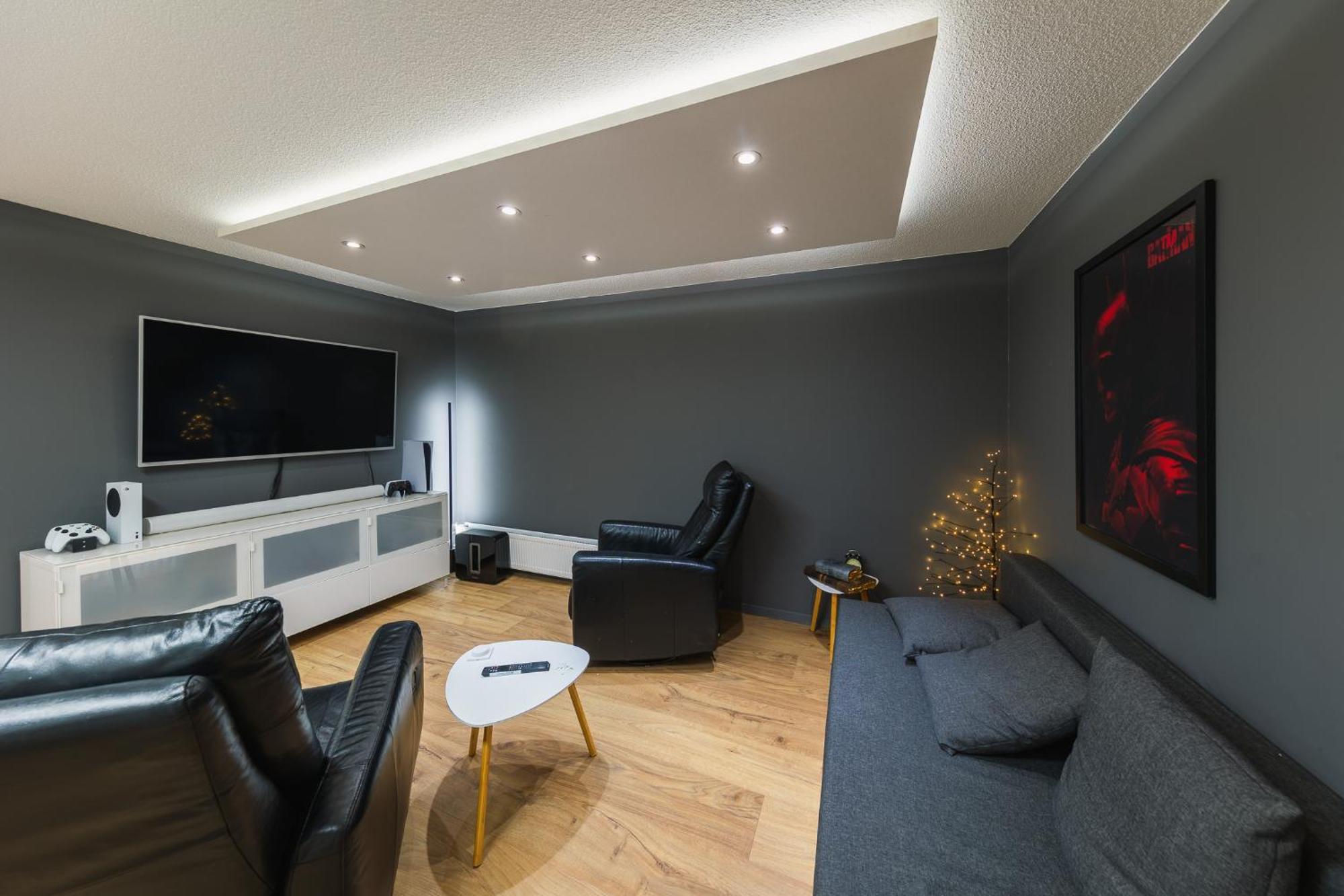 Smart Luxury - Private Gym, Hot Tub & Sauna Keflavík Dış mekan fotoğraf